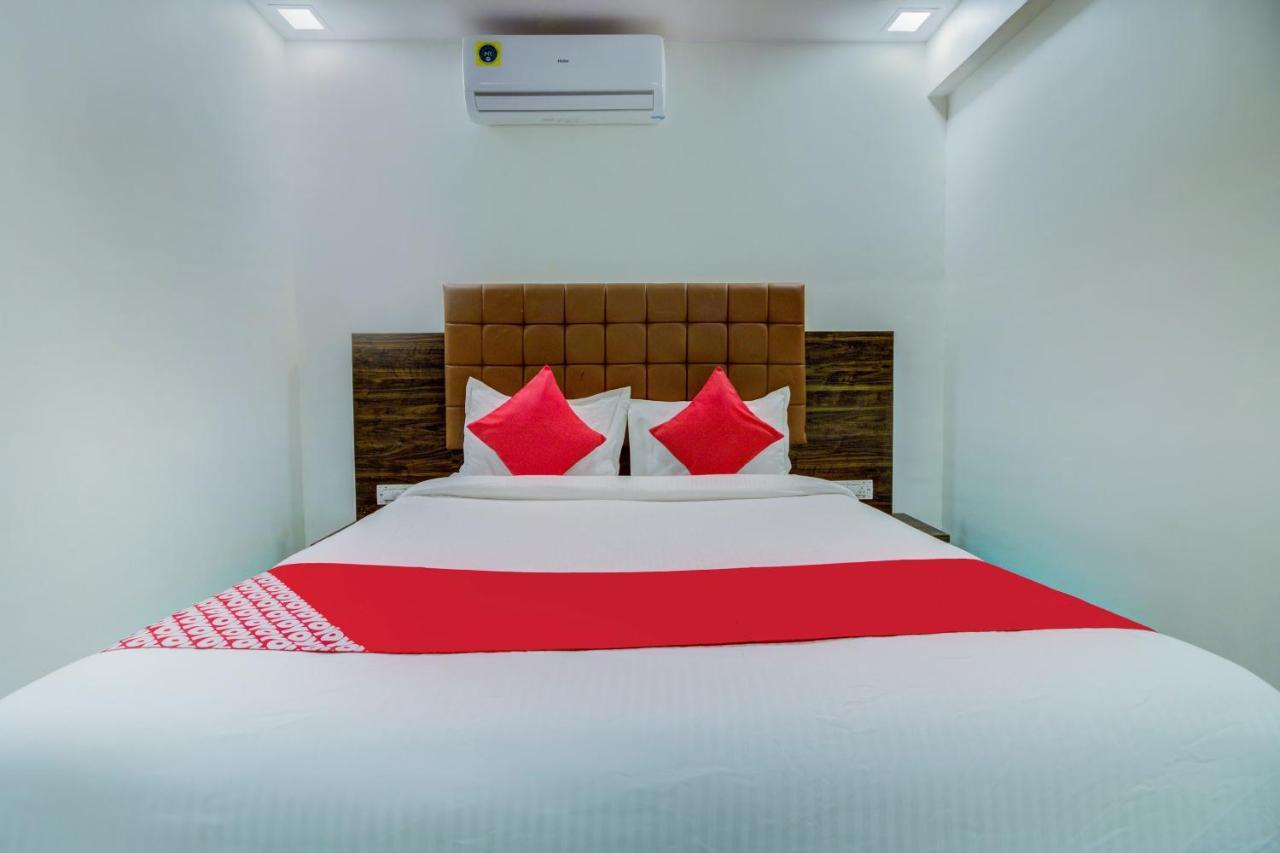 Hotel Golden Palace Lodging And Boarding Thane Exterior photo
