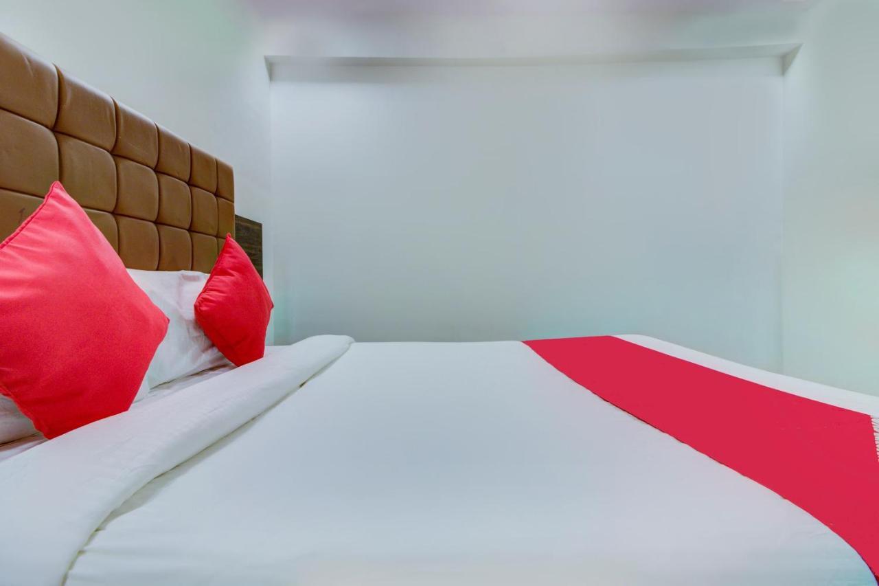 Hotel Golden Palace Lodging And Boarding Thane Exterior photo